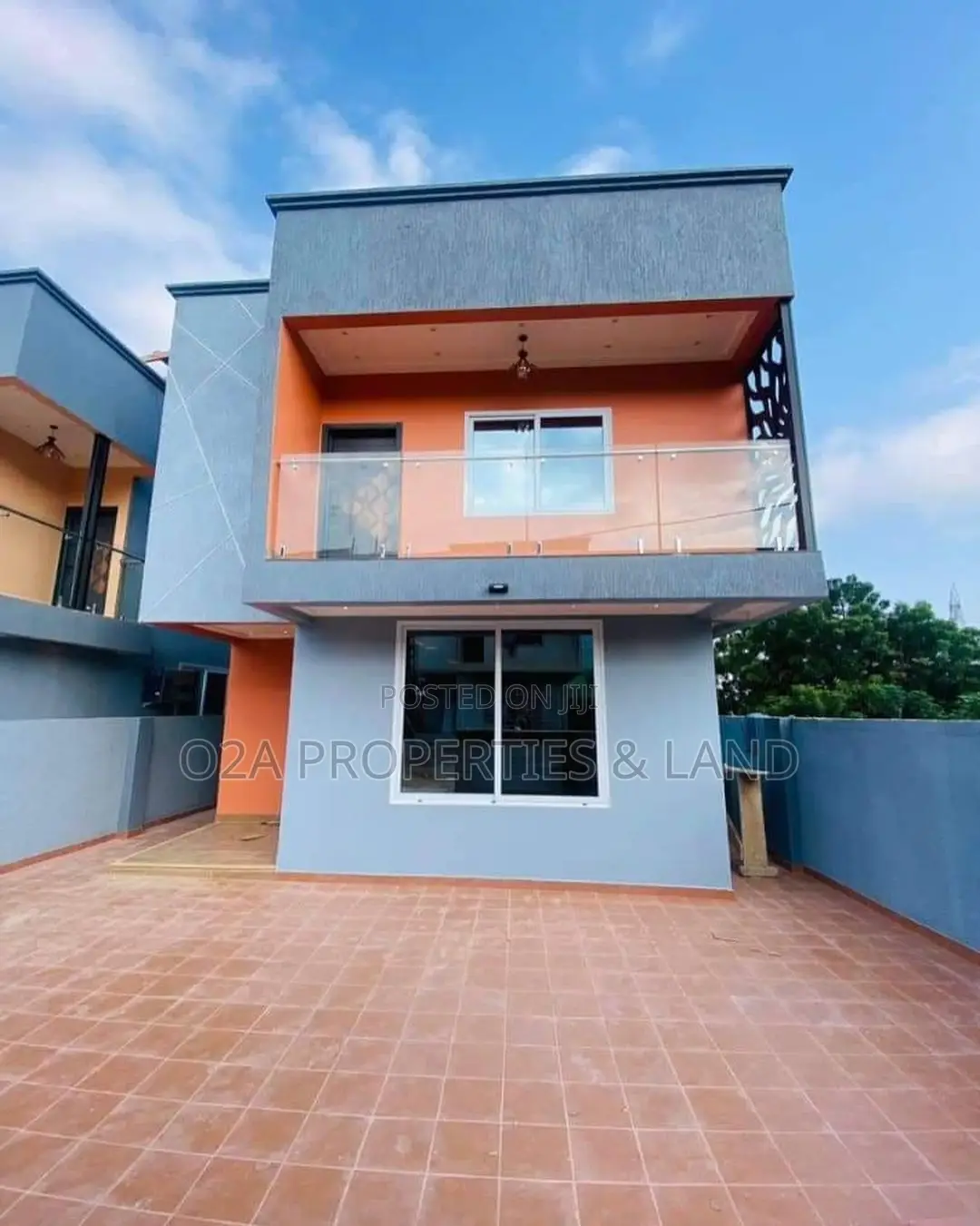 3bdrm Townhouse/Terrace in Oyarifa, Owusu Ansah for sale in Owusu Ansah