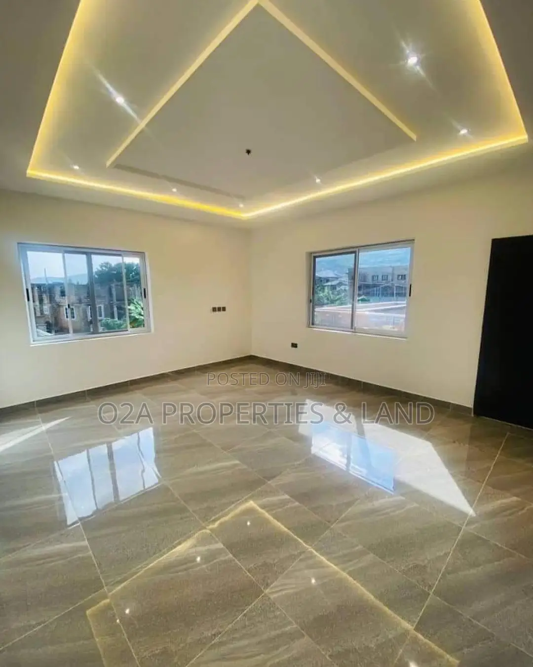 3bdrm Townhouse/Terrace in Oyarifa, Owusu Ansah for sale in Owusu Ansah