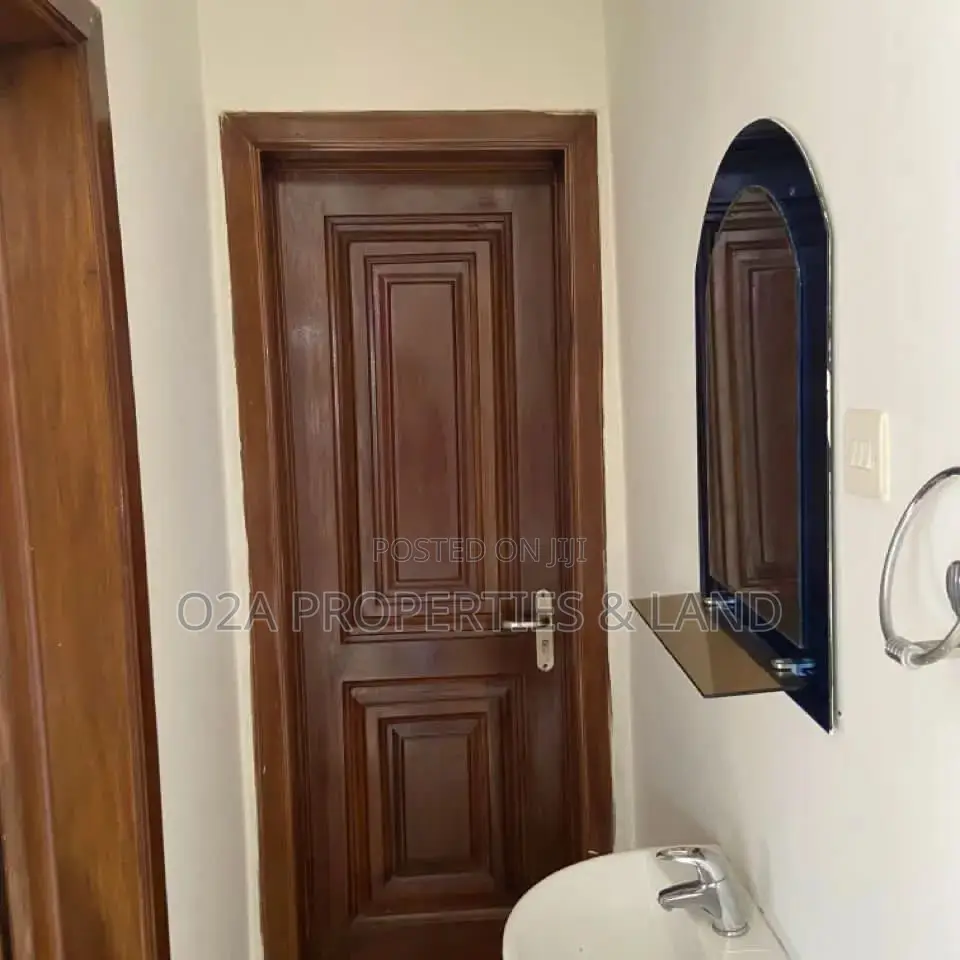 4bdrm House in Tse Addo Roundabout, Tseaddo for rent in Tseaddo