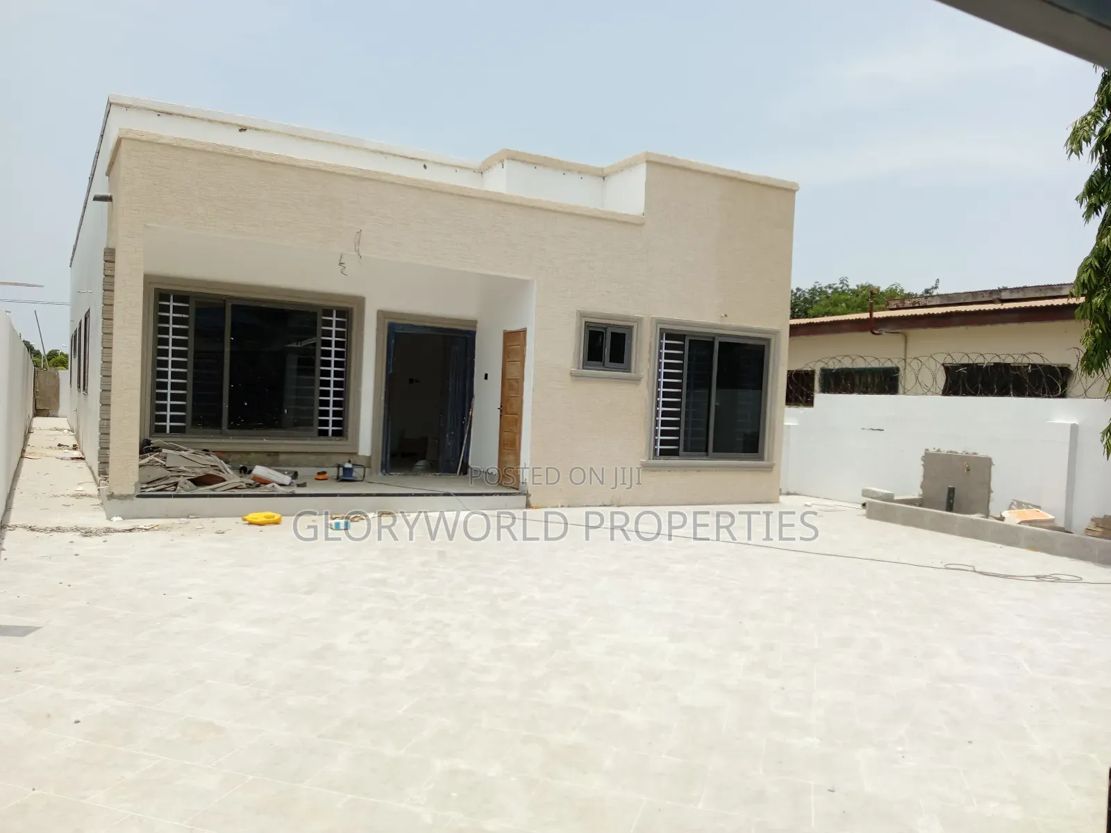 3bdrm House in Sakumono for sale in Sakumono