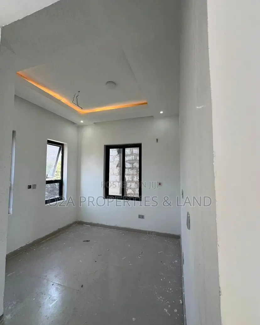 3bdrm House in Spintex, Baatsona Total for sale in Baatsona Total