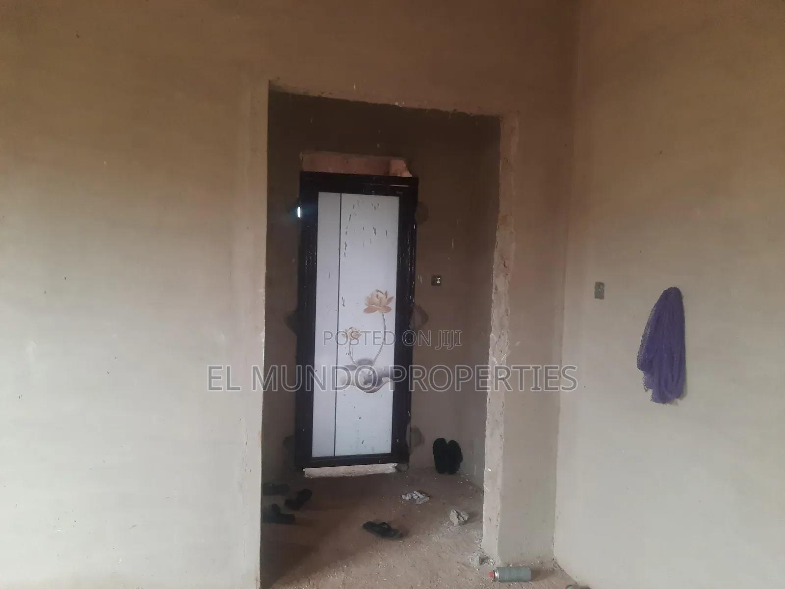 4bdrm Apartment in Atwima Yabi, Kumasi Metropolitan for sale in Kumasi Metropolitan