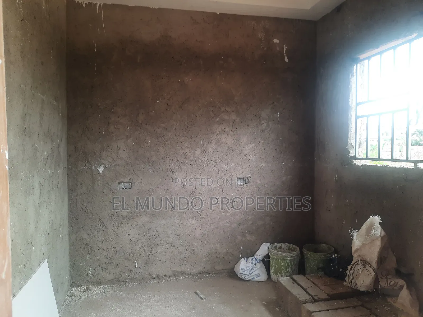 4bdrm Apartment in Atwima Yabi, Kumasi Metropolitan for sale in Kumasi Metropolitan