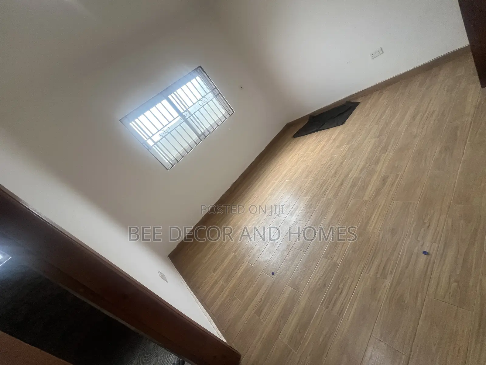 3bdrm House in Bee Decor & Homes, Old Ashomang for sale in Old Ashomang