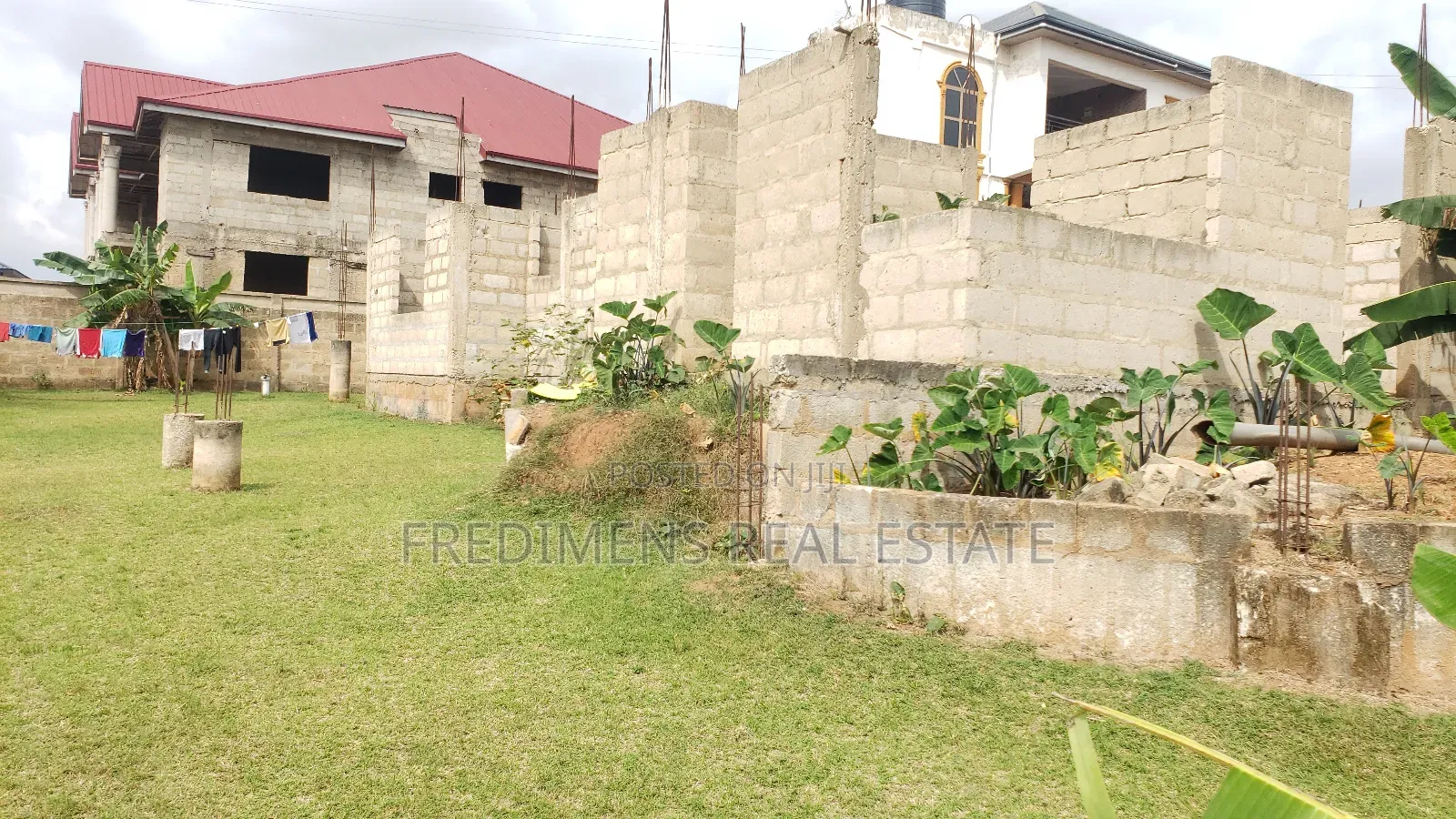 8bdrm Apartment in Fredimens Real, Kumasi Metropolitan for sale in Kumasi Metropolitan