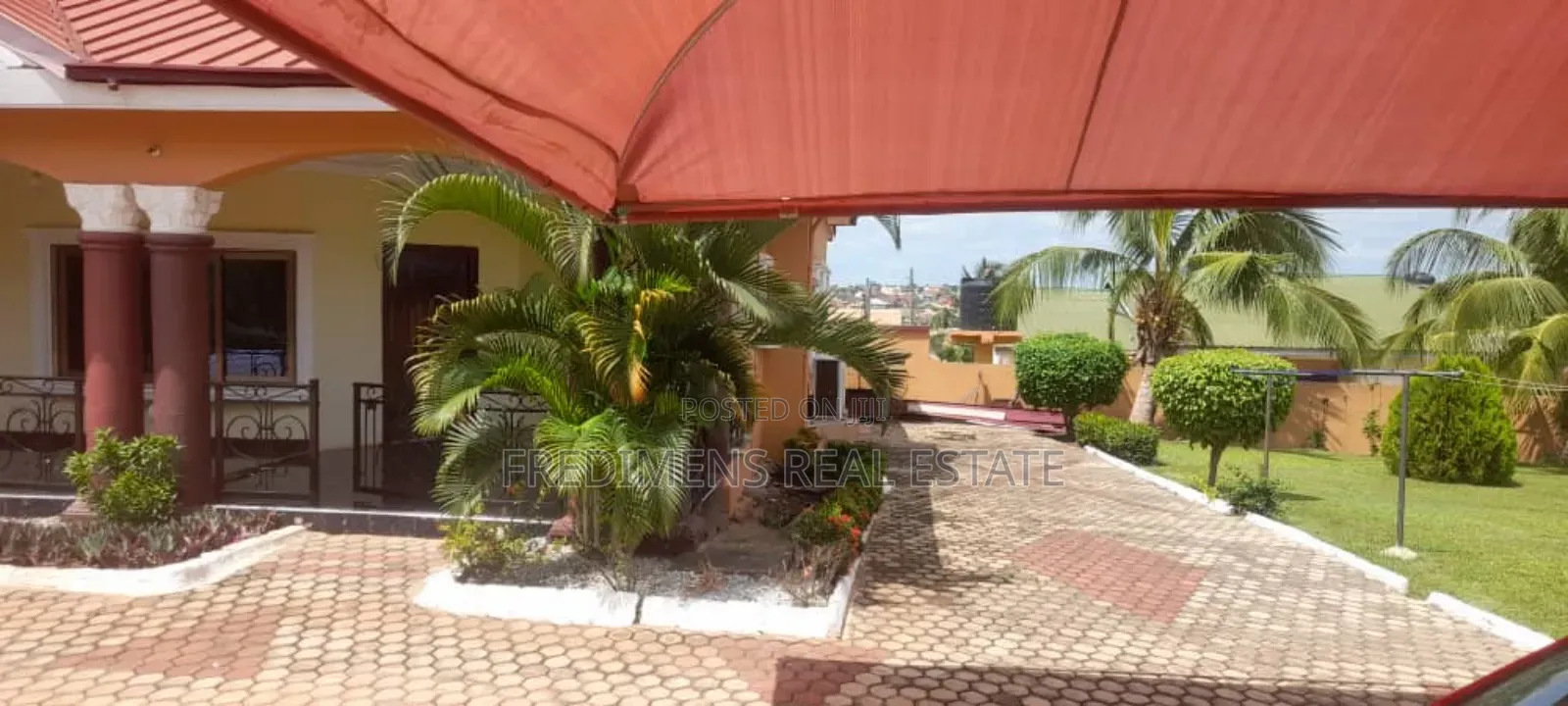 Furnished 5bdrm House in Fredimens Real, Kumasi Metropolitan for sale in Kumasi Metropolitan