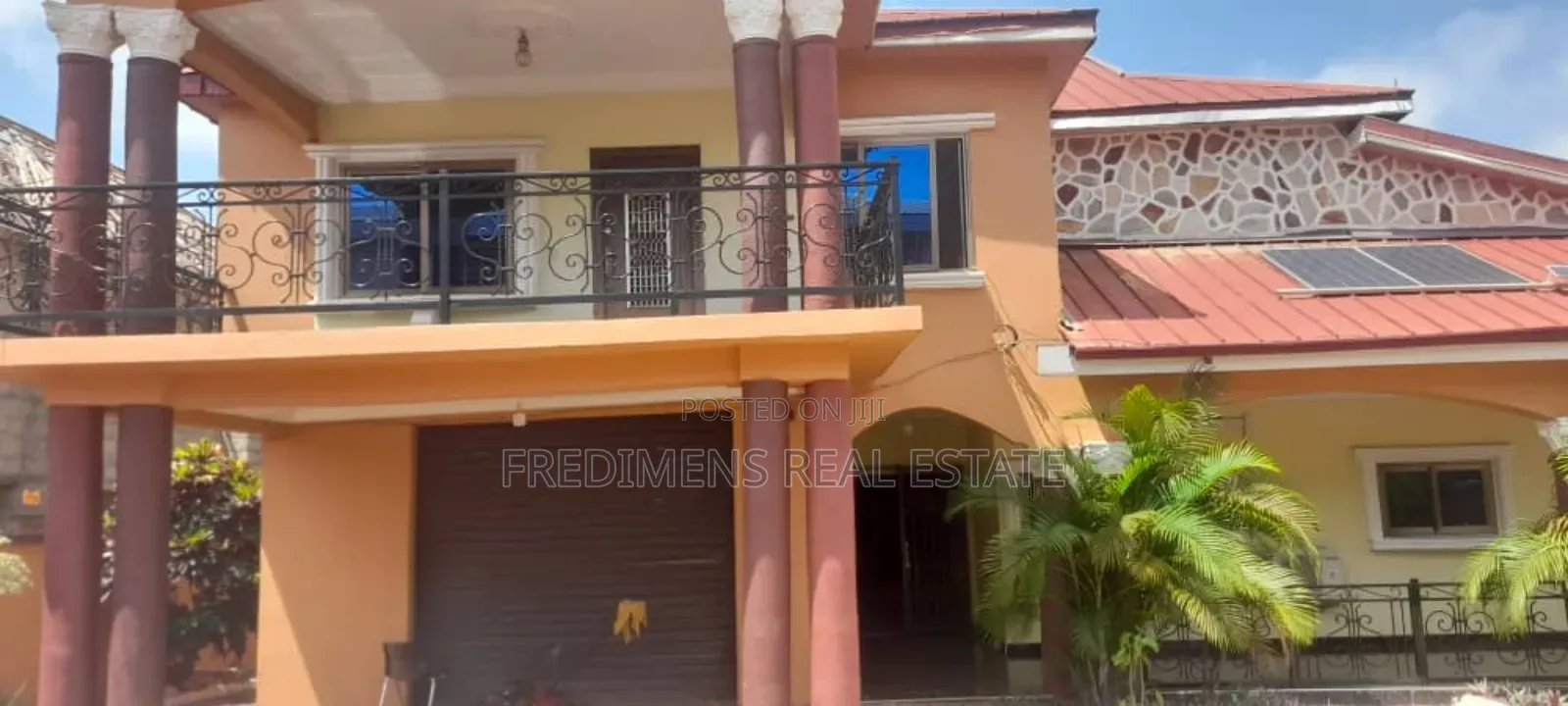 Furnished 5bdrm House in Fredimens Real, Kumasi Metropolitan for sale in Kumasi Metropolitan