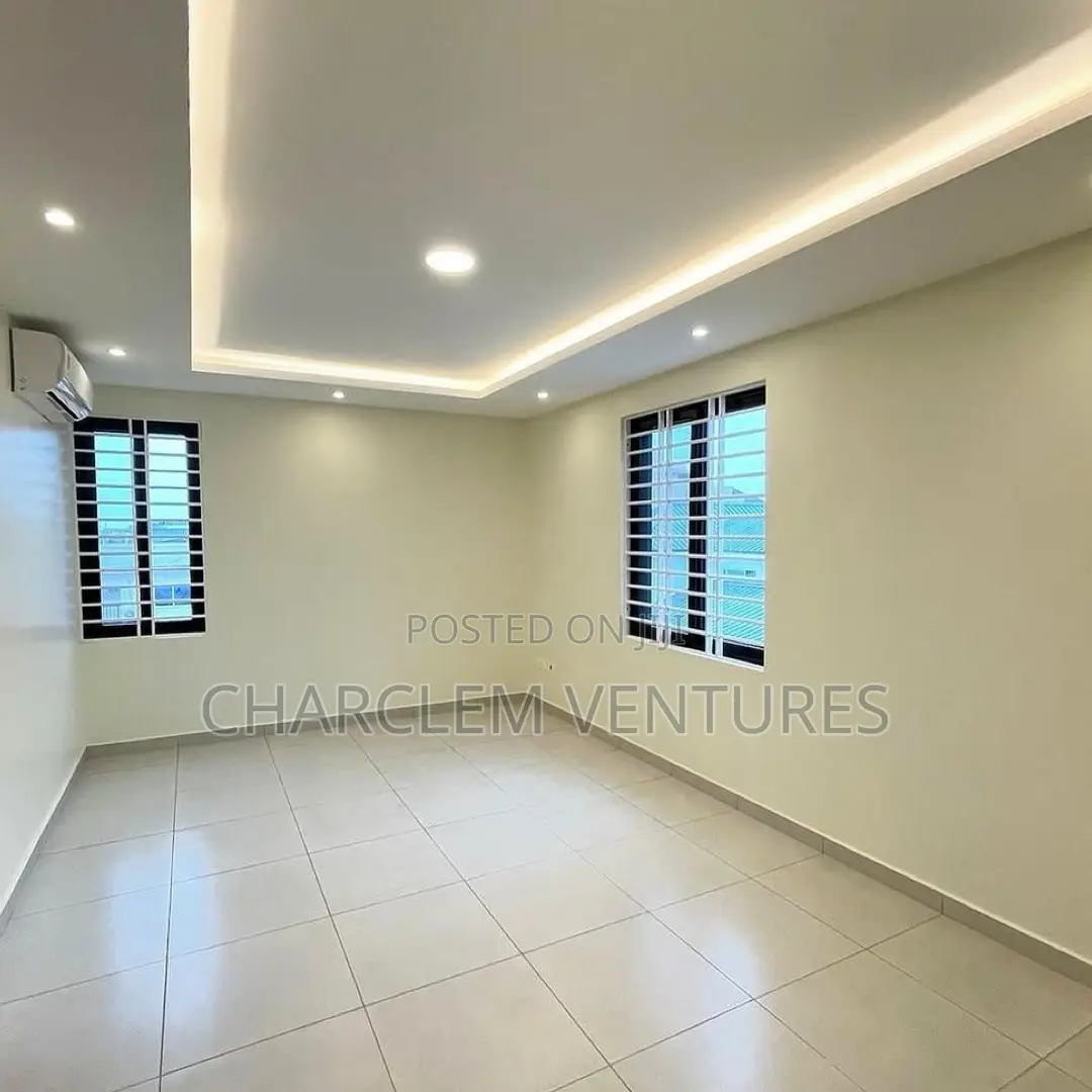 5bdrm House in Charclem Ventures, Accra Metropolitan for sale in Accra Metropolitan