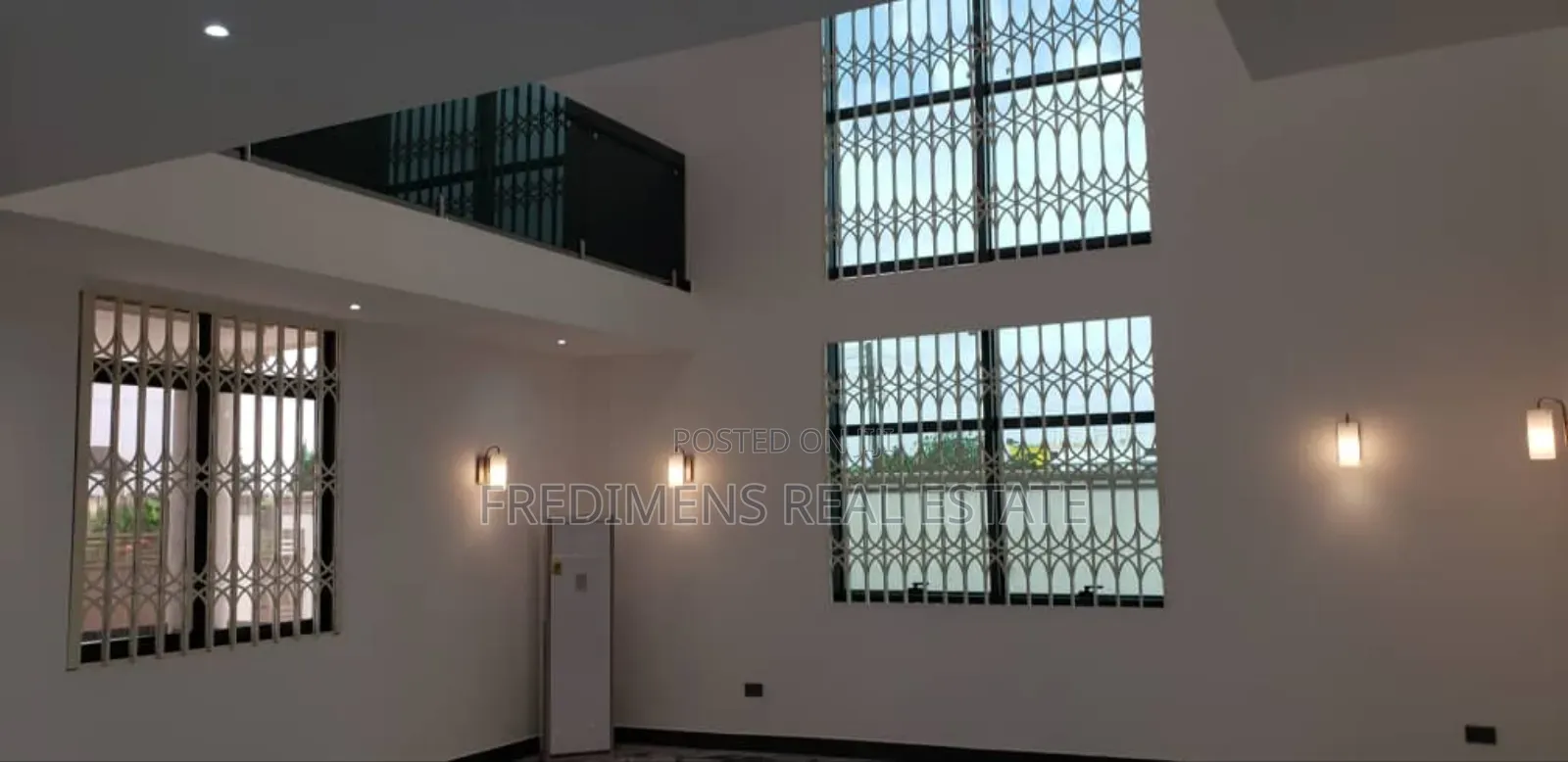 7bdrm House in Fredimens Real, Kumasi Metropolitan for sale in Kumasi Metropolitan
