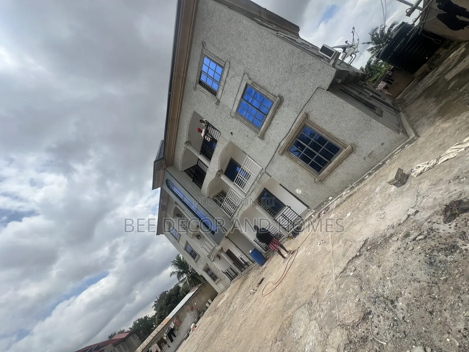 2bdrm Apartment in Bee Decor & Homes, Old Ashomang for rent in Old Ashomang