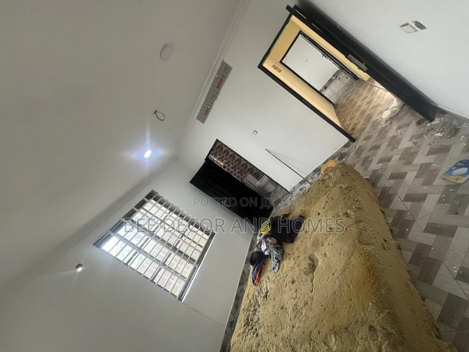 2bdrm Apartment in Bee Decor & Homes, Old Ashomang for rent in Old Ashomang