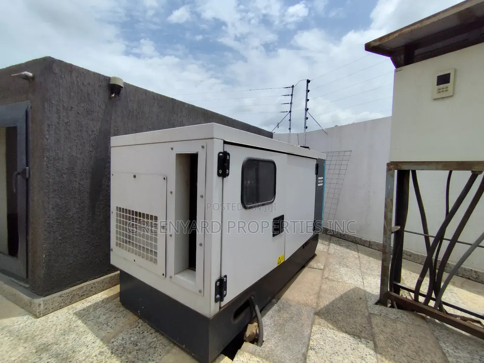 Furnished 3bdrm Townhouse / Terrace in Adjiringanor, East Legon in East Legon