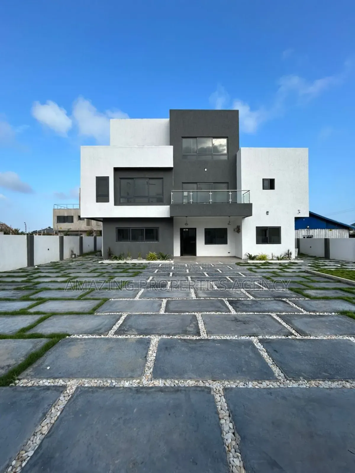 6bdrm House in Tseaddo for sale in Tseaddo