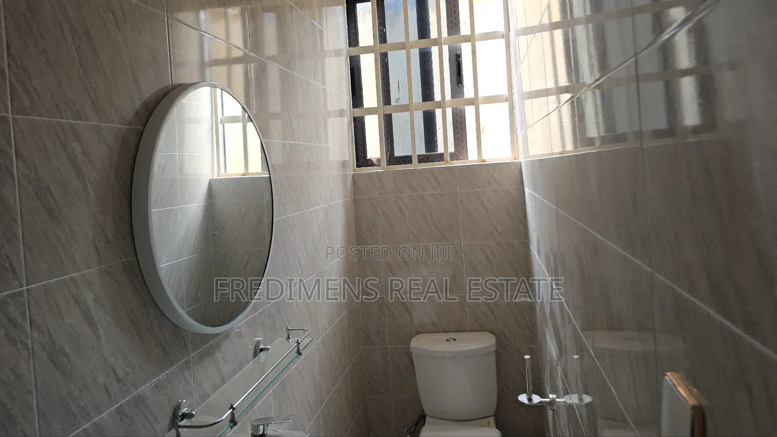 4bdrm House in Fredimens Real, Kumasi Metropolitan for sale in Kumasi Metropolitan