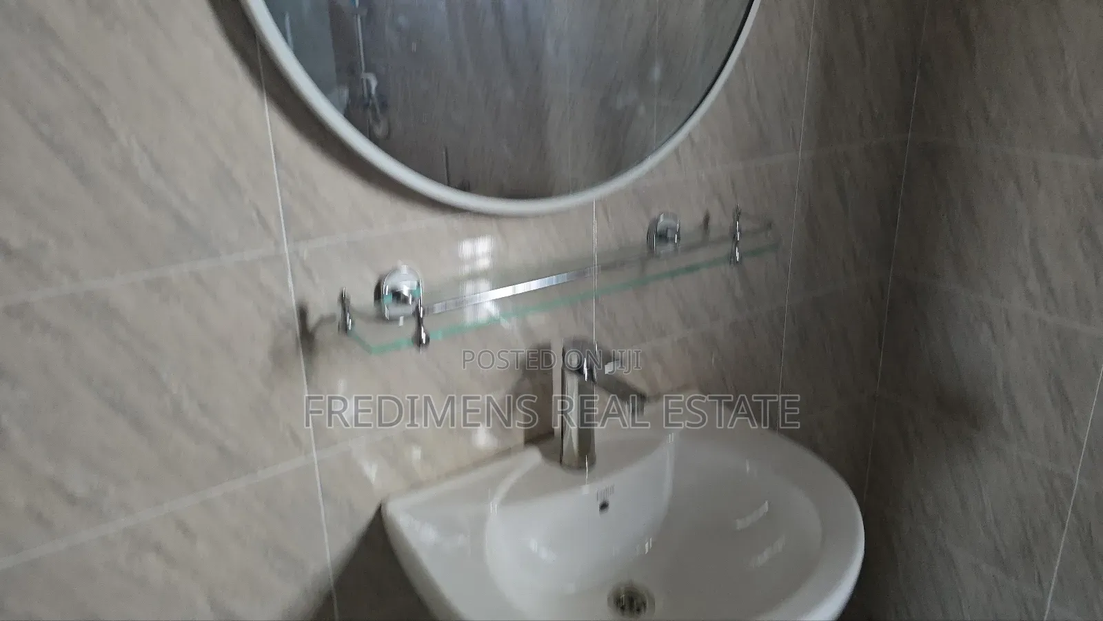 4bdrm House in Fredimens Real, Kumasi Metropolitan for sale in Kumasi Metropolitan