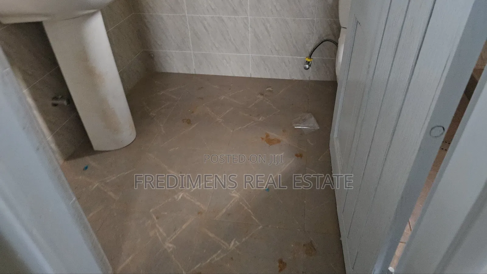 4bdrm House in Fredimens Real, Kumasi Metropolitan for sale in Kumasi Metropolitan