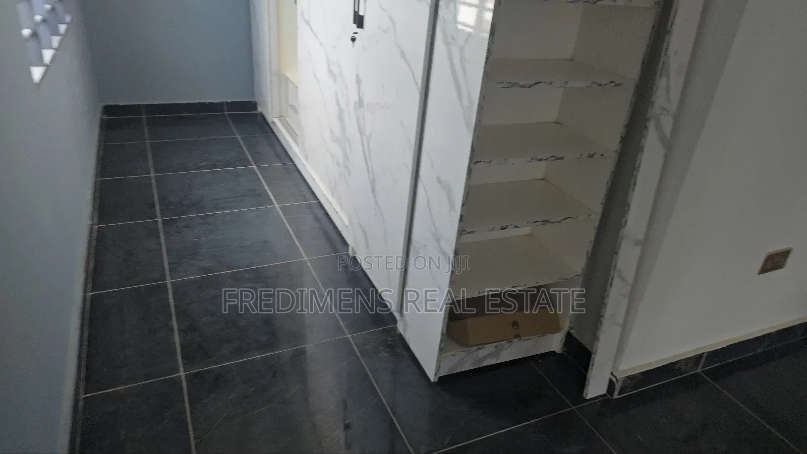 4bdrm House in Fredimens Real, Kumasi Metropolitan for sale in Kumasi Metropolitan