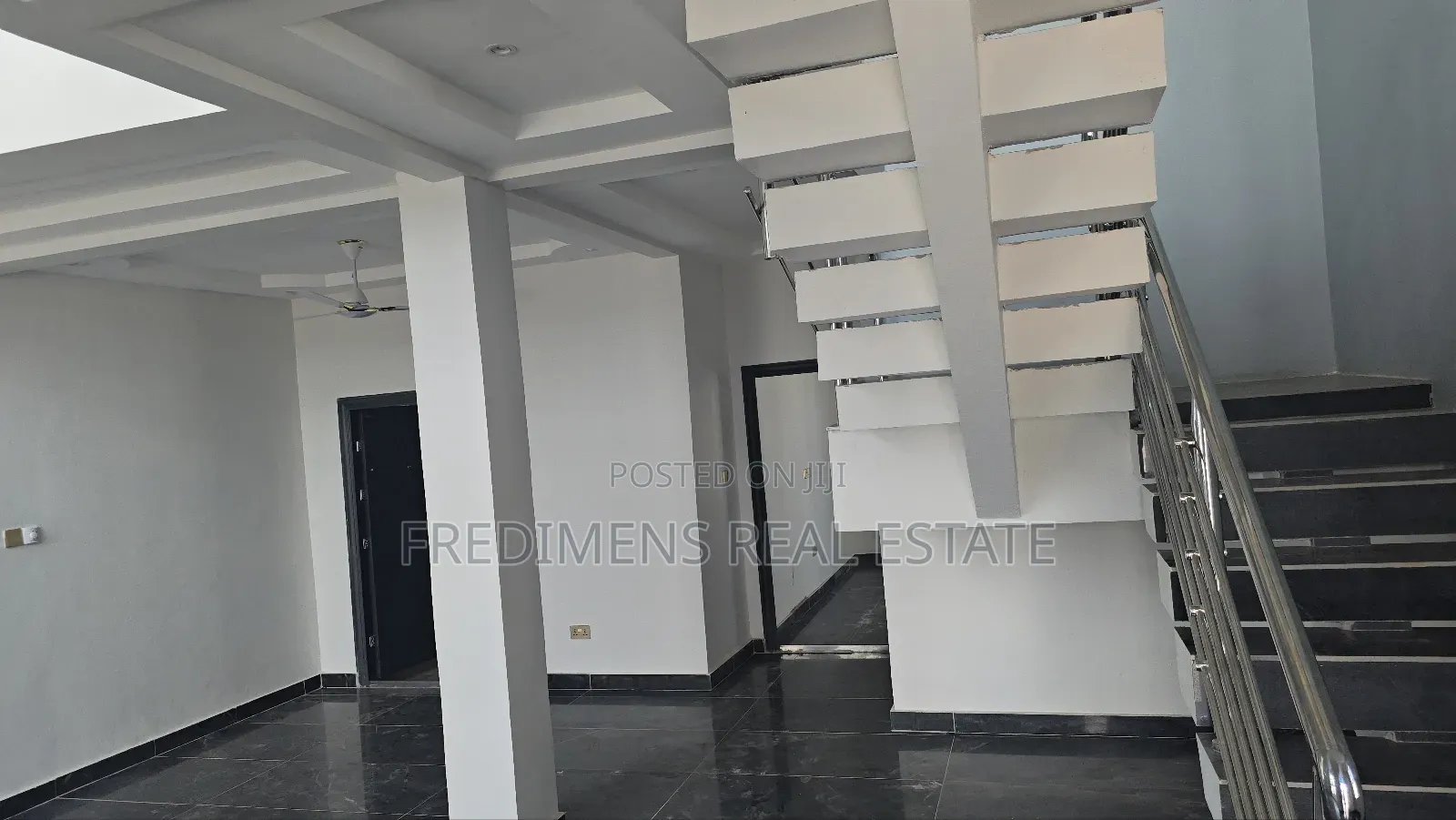 4bdrm House in Fredimens Real, Kumasi Metropolitan for sale in Kumasi Metropolitan