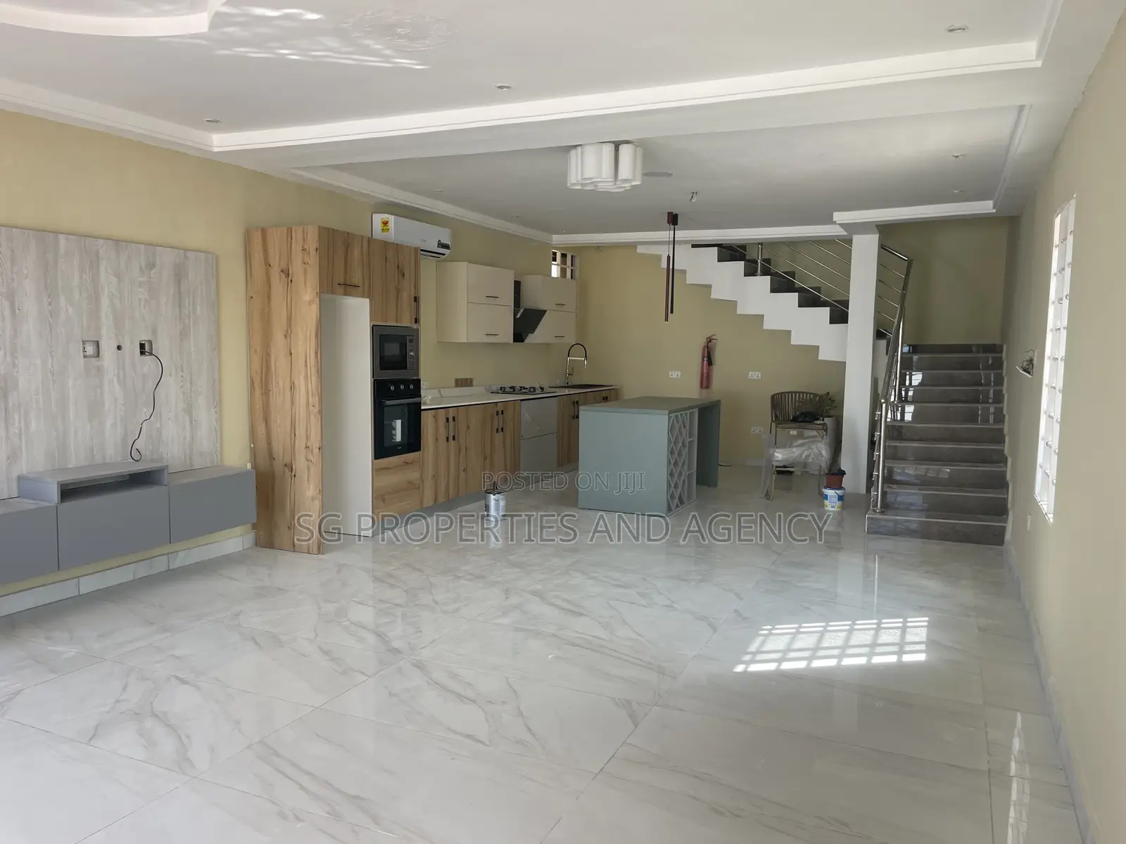 2bdrm Townhouse / Terrace in Lashibi, Spintex for rent in Spintex