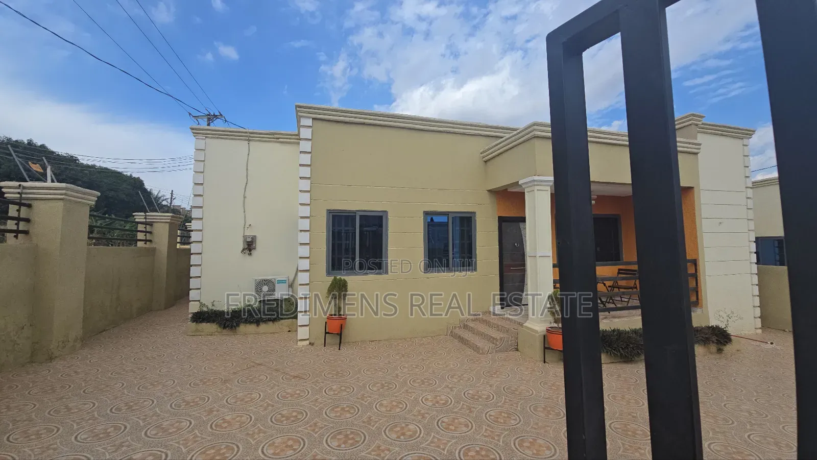 Furnished 4bdrm House in Fredimens Real, Kumasi Metropolitan for sale in Kumasi Metropolitan