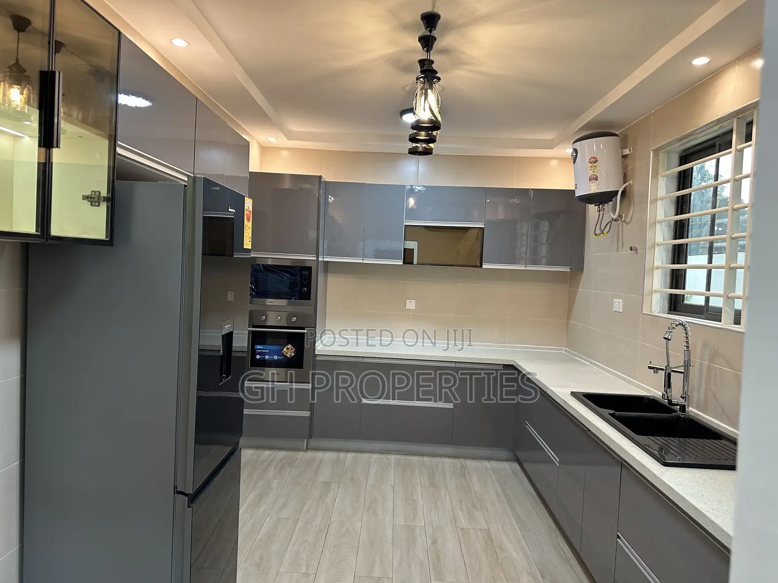 4bdrm House in Ahinsan Estate., Kumasi Metropolitan for sale in Kumasi Metropolitan