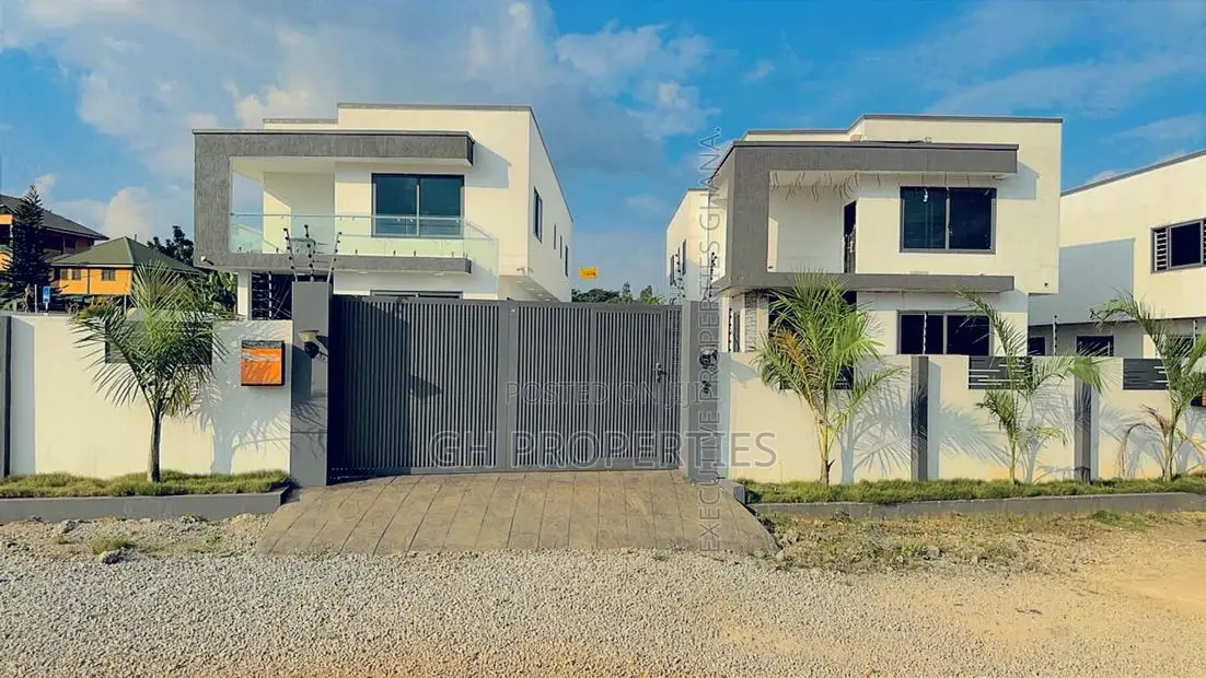 4bdrm House in Ahinsan Estate., Kumasi Metropolitan for sale in Kumasi Metropolitan