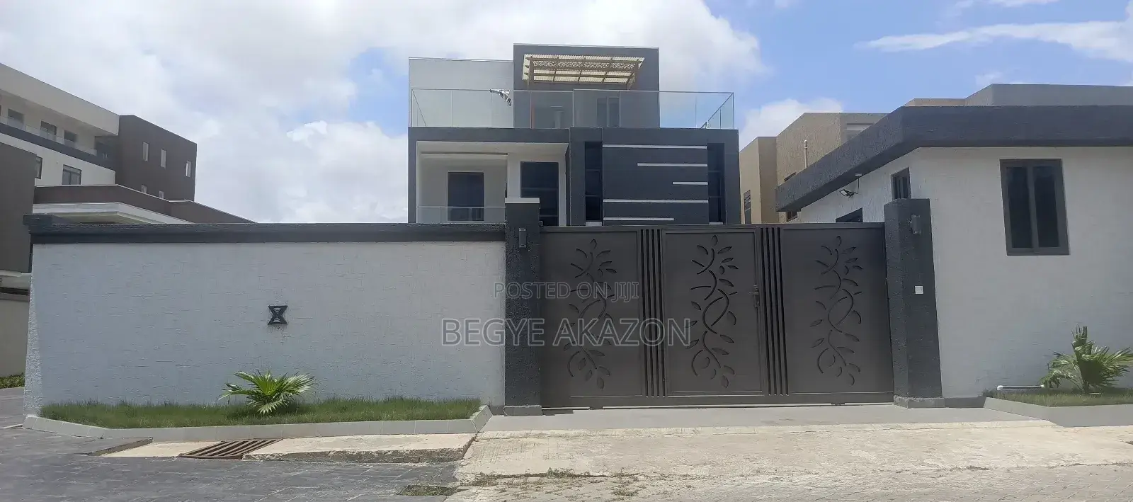 4bdrm House in Adjiringanor, East Legon for sale in East Legon