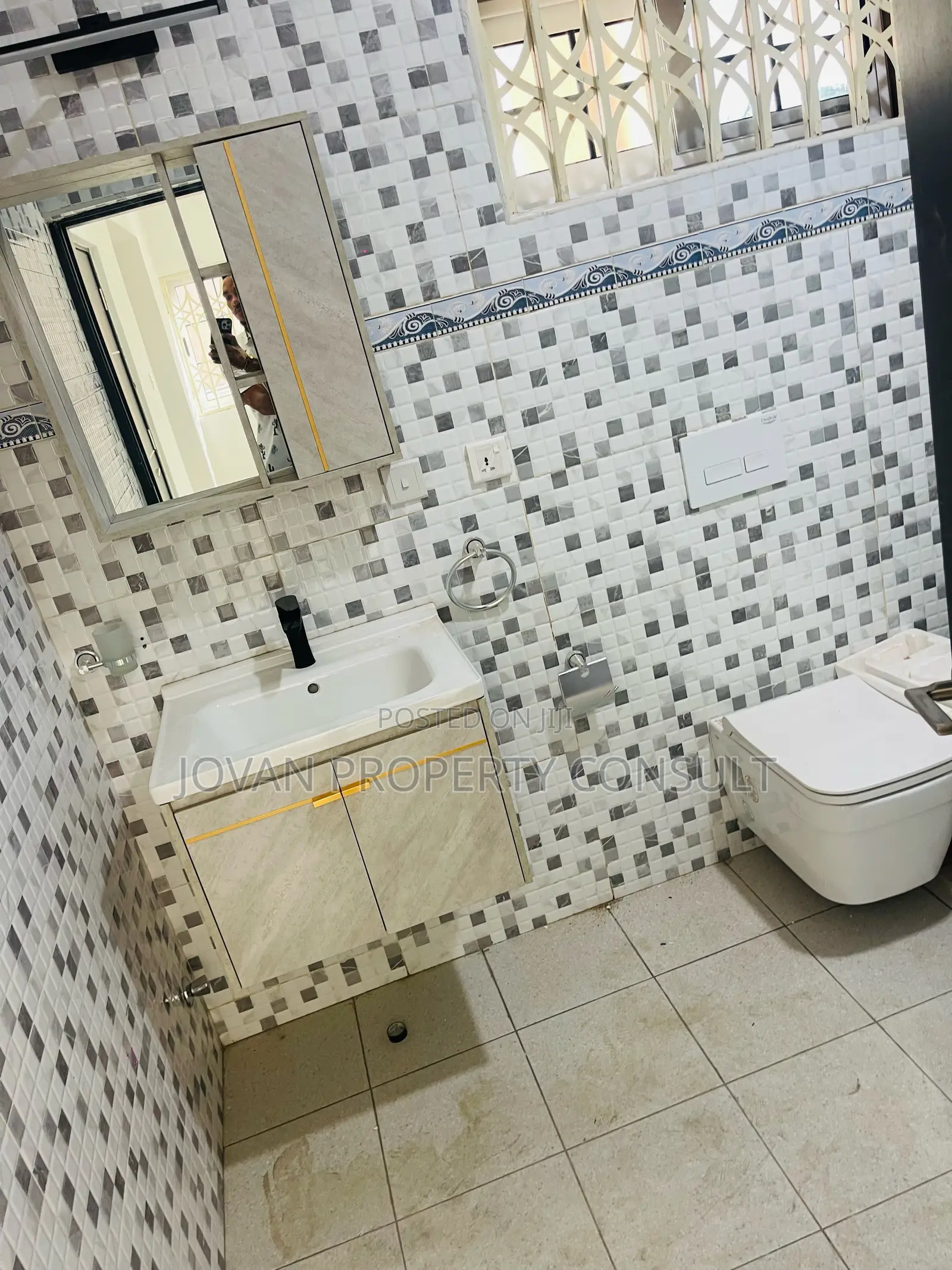 4bdrm House in Pokuase Fise for rent in Pokuase
