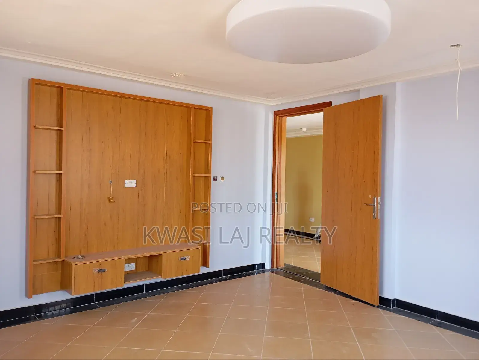 3bdrm Townhouse/Terrace in Kokrobite, Weija for sale in Weija