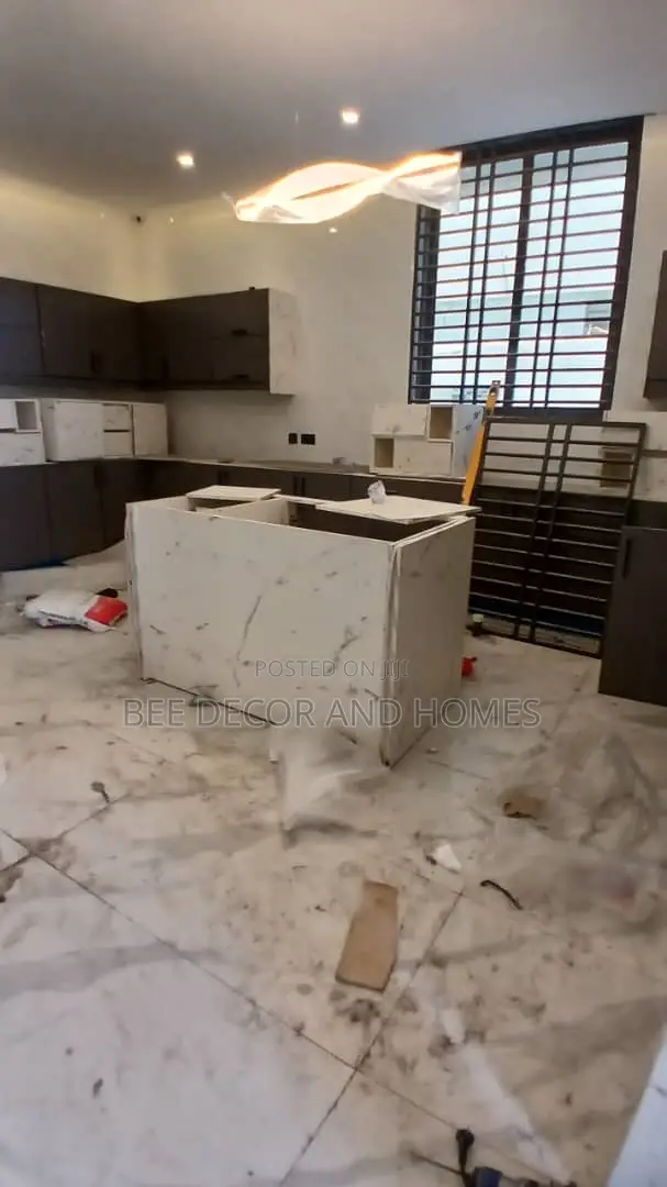 5bdrm Mansion in Bee Decor & Homes, East Legon for sale in East Legon