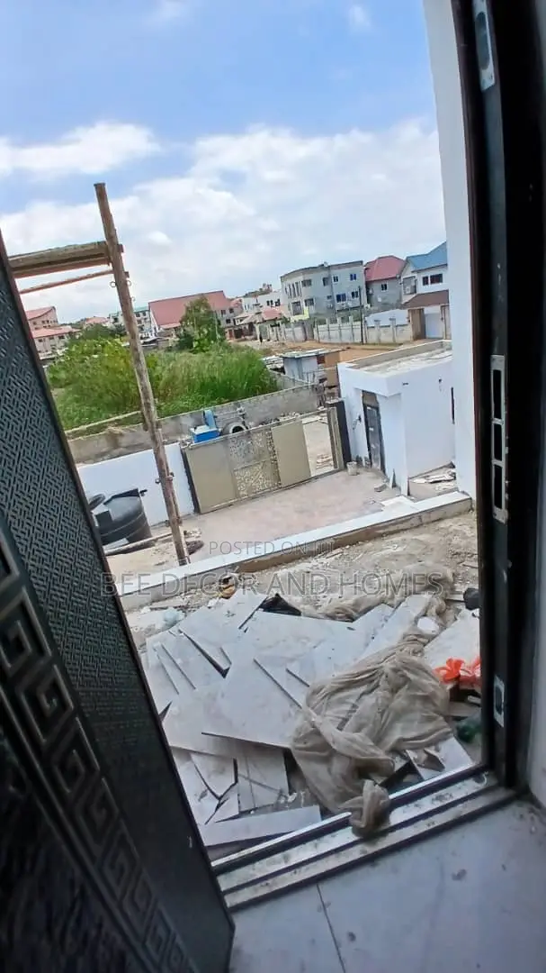 5bdrm Mansion in Bee Decor & Homes, East Legon for sale in East Legon