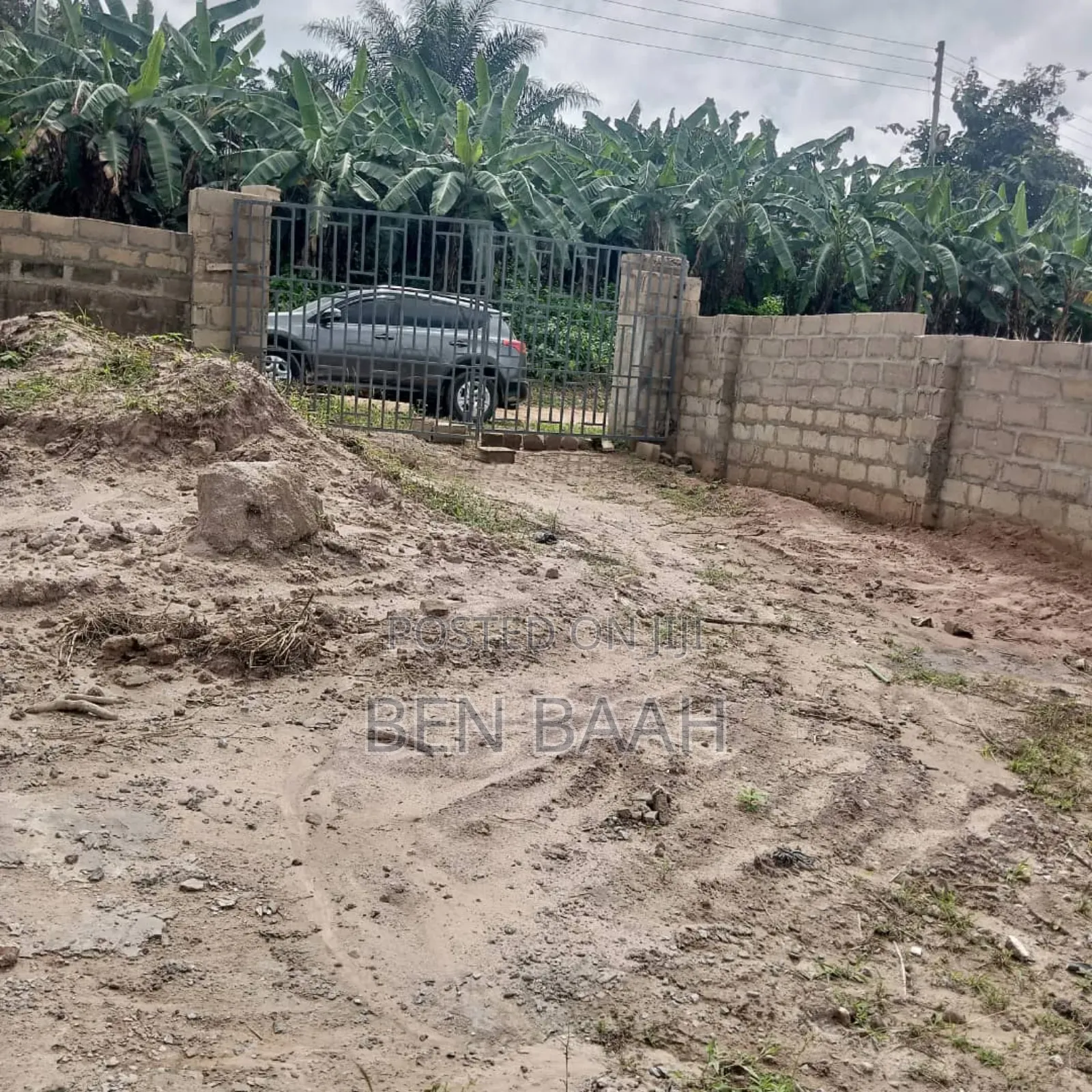 Register Title Land Two Plot Wt Three Bedrooms on It in Amasaman