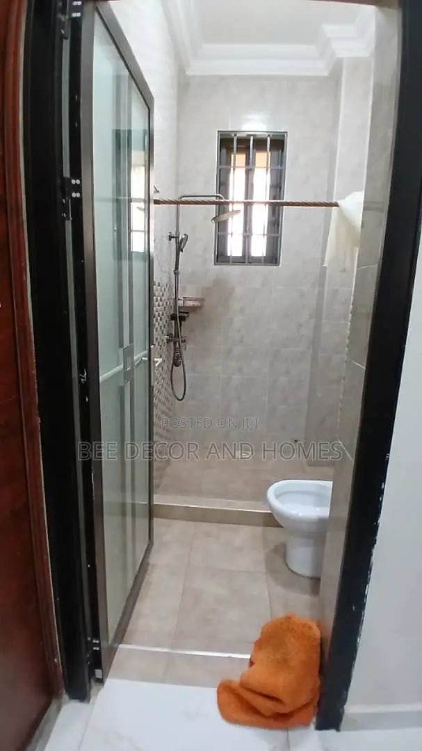 Furnished 2bdrm Apartment in Ogbojo, East Legon for rent in East Legon