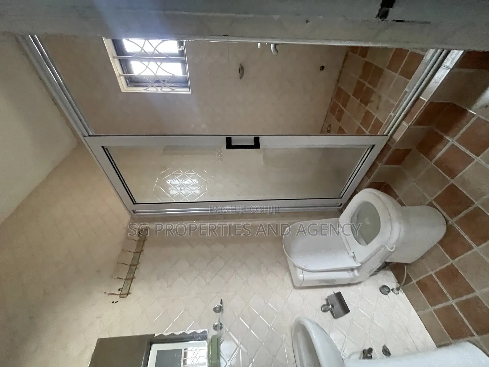 2bdrm Apartment in Lashibi, Spintex for rent in Spintex