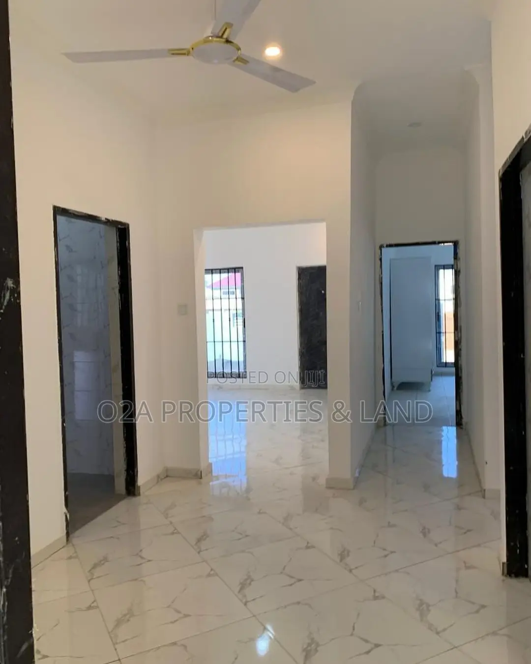 3bdrm House in East Legon - Ogbojo, New Site for sale in New Site