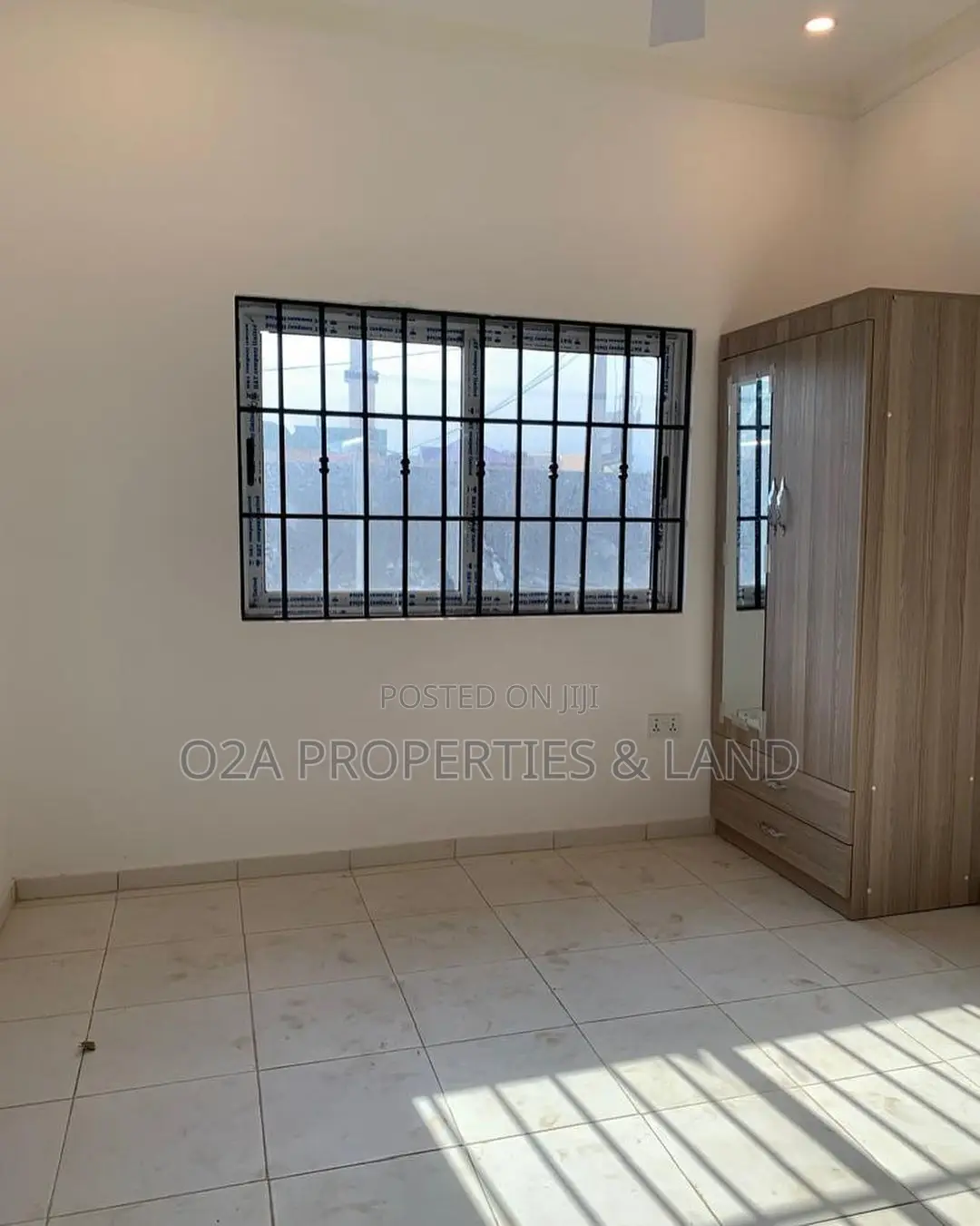 3bdrm House in East Legon - Ogbojo, New Site for sale in New Site
