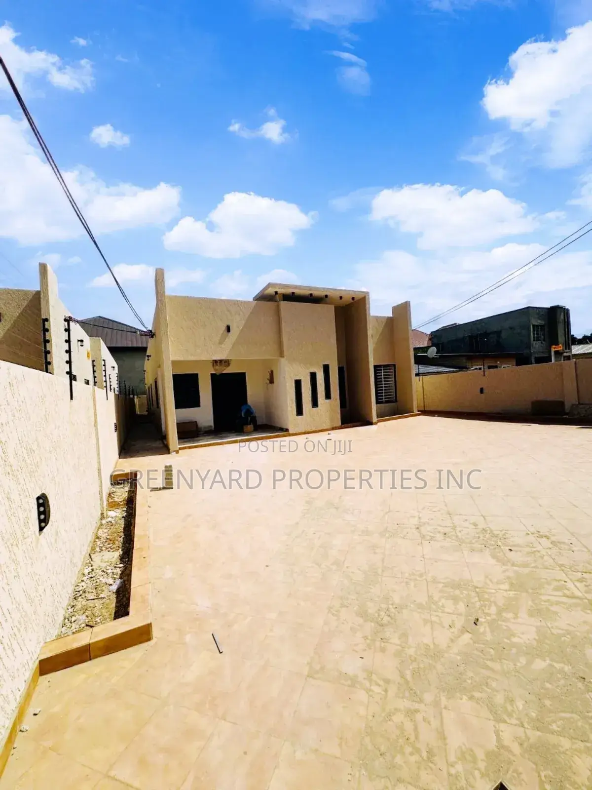 3bdrm House in Lakeside for sale in Lake Side Estate