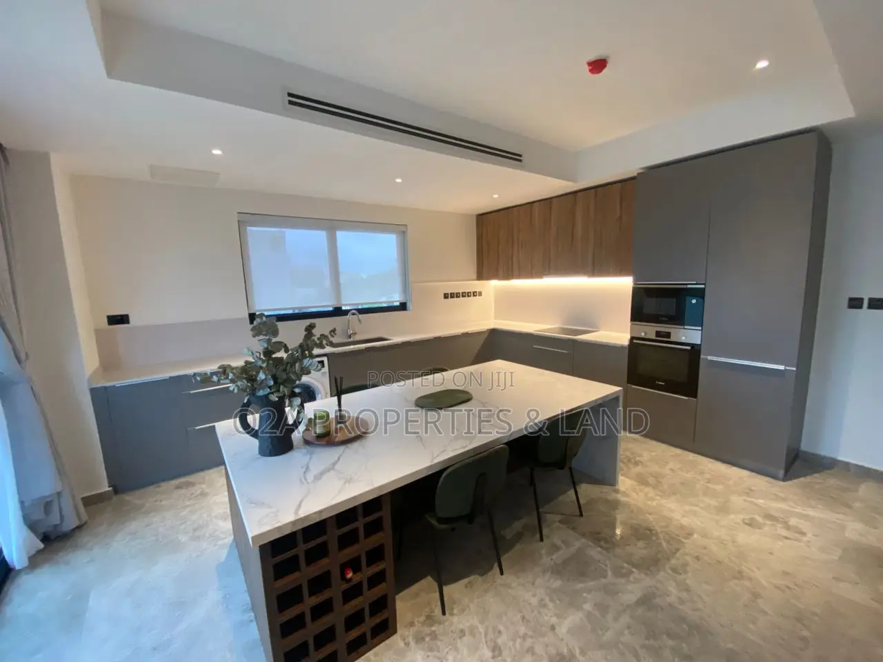 Furnished 2bdrm Apartment in Labone, Coffee Shop Area for rent in Coffee Shop Area