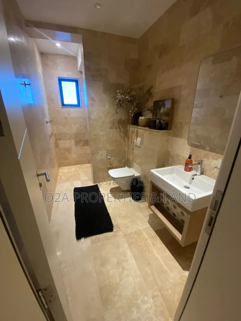 Furnished 2bdrm Apartment in Labone, Coffee Shop Area for rent in Coffee Shop Area