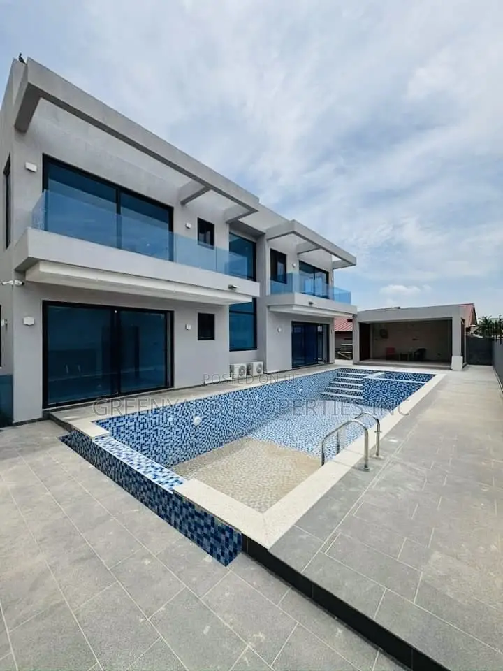 5bdrm Mansion in American House, East Legon for sale in East Legon