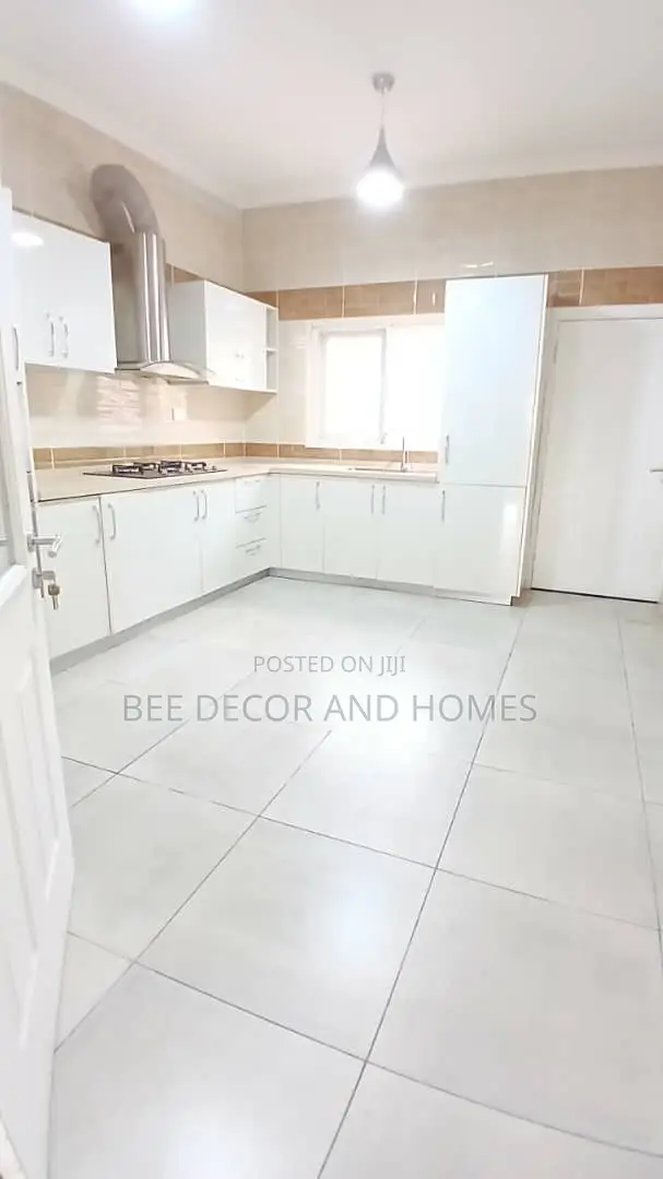 3bdrm Apartment in American House, East Legon for rent in East Legon