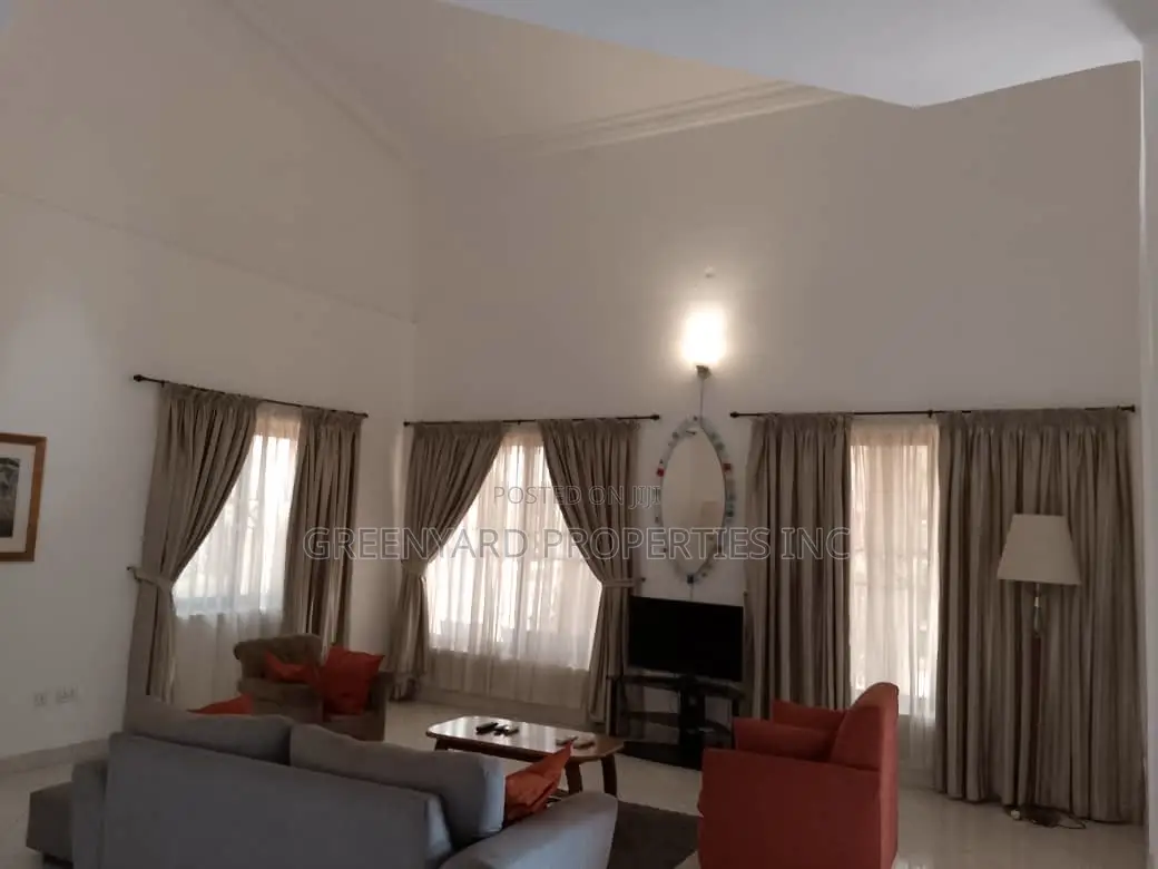 6bdrm Mansion in Adjinganor, East Legon for sale in East Legon