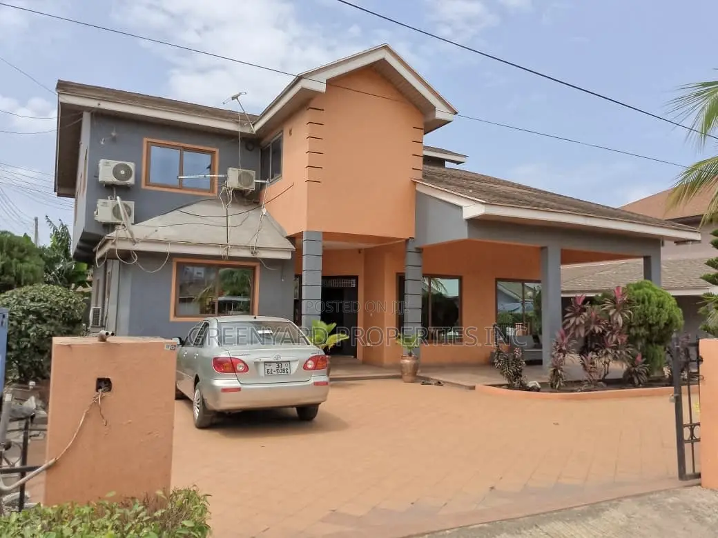6bdrm Mansion in Adjinganor, East Legon for sale in East Legon