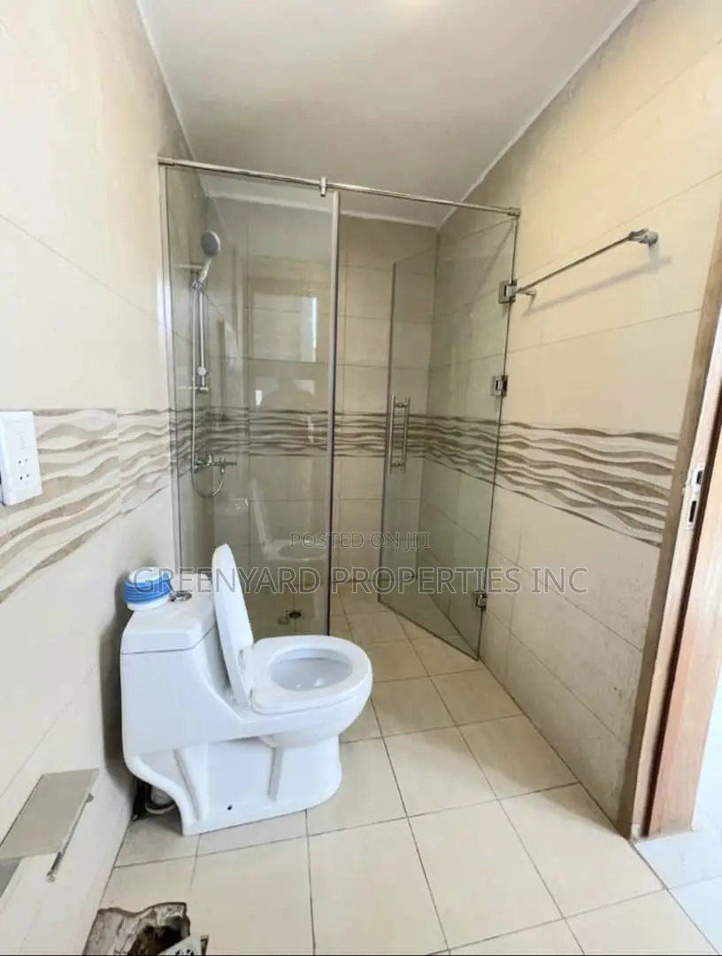 2bdrm Apartment in American House, East Legon for rent in East Legon