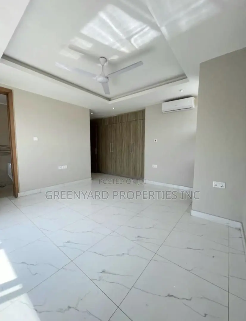 2bdrm Apartment in American House, East Legon for rent in East Legon