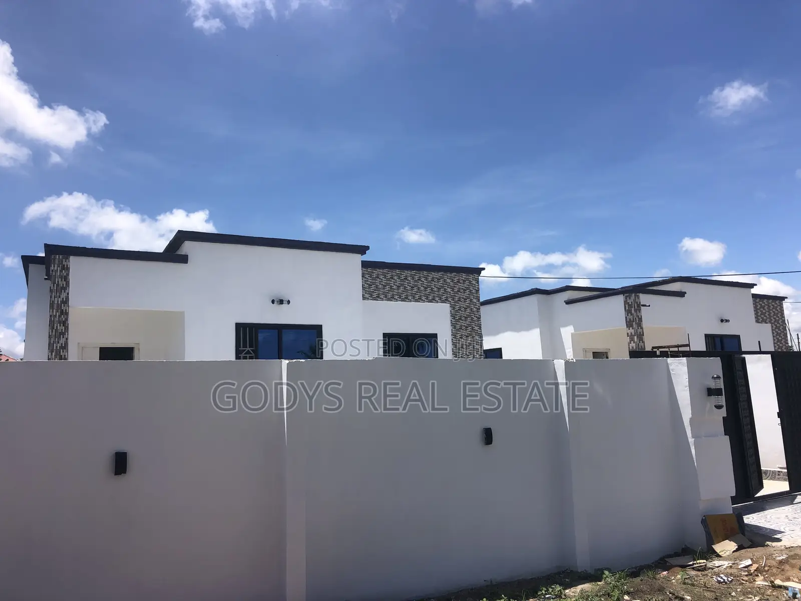 3bdrm Apartment in Kasoa for sale in Kasoa