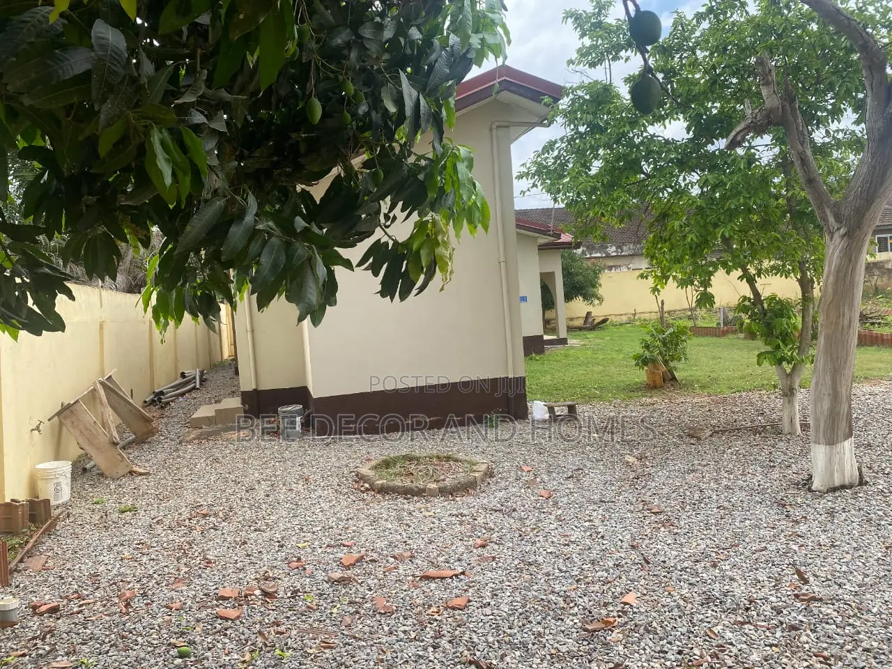 Sensational Land With and Old House in Haatso