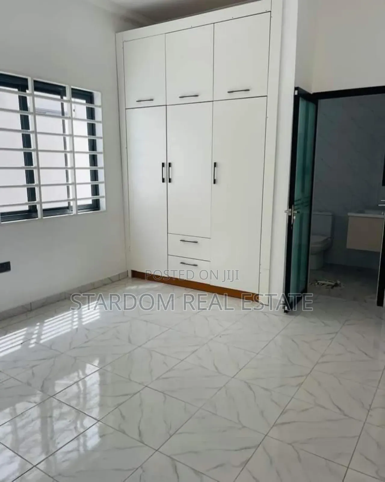 3bdrm Duplex in Spintex for sale in Spintex