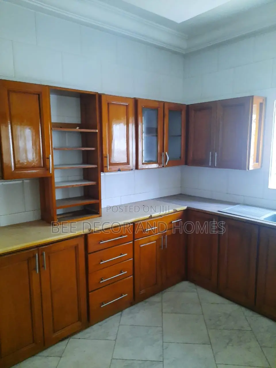 4bdrm House in Bee  Decor & Homes, West Legon for rent in West Legon