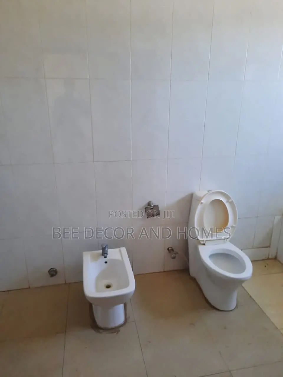 4bdrm House in Bee  Decor & Homes, West Legon for rent in West Legon